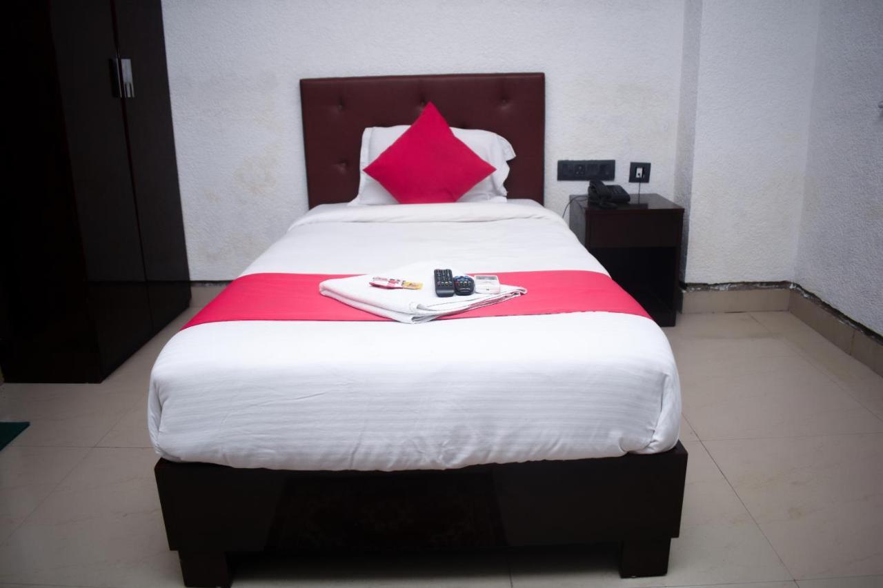 Hotel Jaypee Inn Haora Экстерьер фото